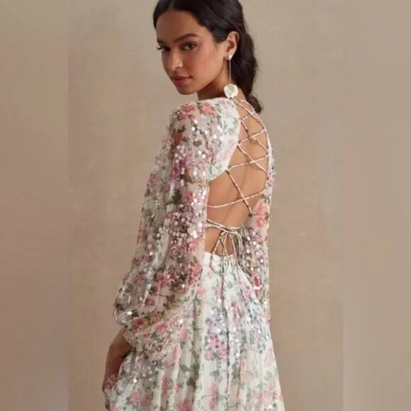 NWT Mac Duggal Sequined Floral Print Cut Out Lace Up Gown Size 6 - Picture 7 of 17